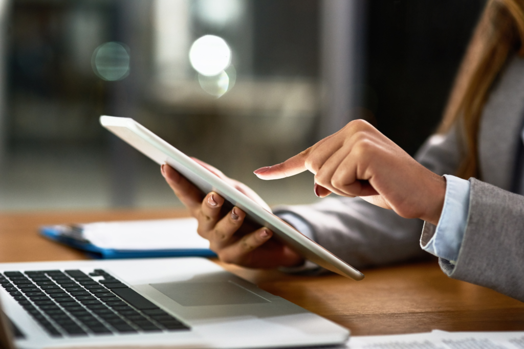 How to Sell SEO Services to Local Businesses: A Practical Guide - 4 3 4 3